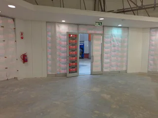 RETAIL STORE TO LET SITUATED WITHIN STATION SQUARE MALL