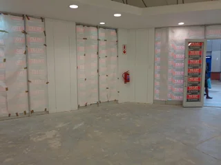 RETAIL STORE TO LET SITUATED WITHIN STATION SQUARE MALL