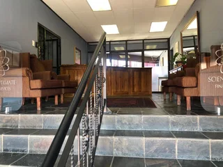 IMMACULATE OFFICE UNIT AVAILABLE FOR SALE IN ROODEPOORT