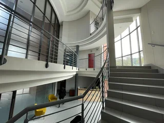 Howick Close, Waterfall Office Park | Stunning Office Space to Let in Vorna Valley