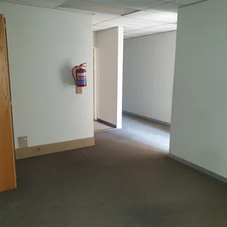 150 SQM OFFICE SUITE FOR SALE WITHIN HATFIELD BASED IN PARK FIELD COURT