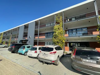 OFFICE SPACE TO RENT IN SANDOWN SQUARE BUSINESS PARK | 96m²