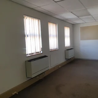 150 SQM OFFICE SUITE FOR SALE WITHIN HATFIELD BASED IN PARK FIELD COURT