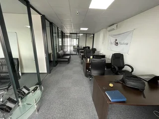 OFFICE SPACE TO RENT IN SANDOWN SQUARE BUSINESS PARK | 96m²