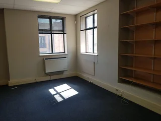 UPMARKET OFFICE PARK WITH GREAT VISBILITY