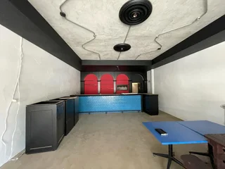 102 Corlett Drive | Prime Retail Space to Let in Corlett Drive