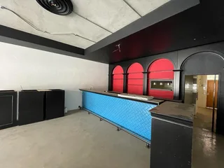 102 Corlett Drive | Prime Retail Space to Let in Corlett Drive