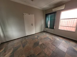 8 Newton Street | Prime Office Space to Let in Spartan