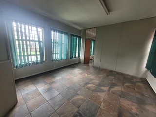 8 Newton Street | Prime Office Space to Let in Spartan