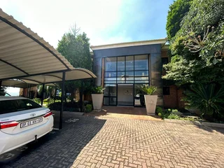 Constantia Ridge Office Park | Stunning Office Space to Let in Constantia Kloof, Roodedpoort