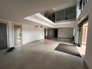 Constantia Office Park | Hillview House | Prime Office Space to Let in Roodepoort