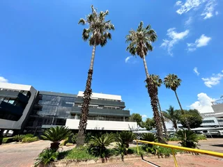 Cresta Junction | Immaculate Office Space to Let in Randburg