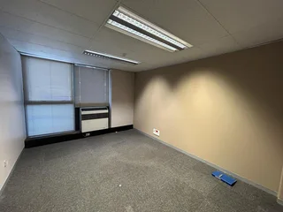 Constantia Office Park | Bridgeview House | Prime Office Space to Let in Roodepoort