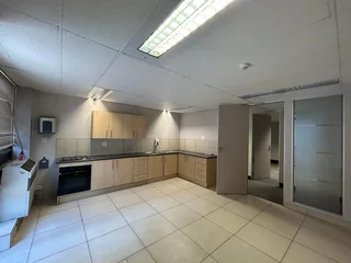Constantia Office Park | Bridgeview House | Prime Office Space to Let in Roodepoort