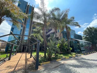 296 Kent Avenue | Call Centre Building to Let in Randburg