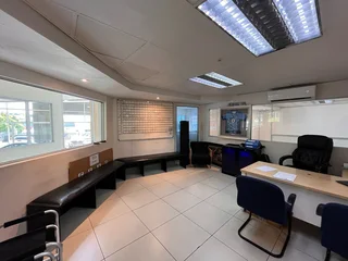 Freestanding Commercial Building to Let in Roodepoort