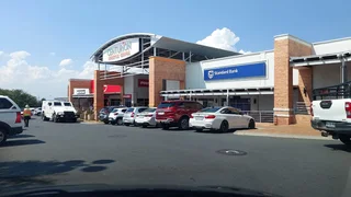 Centurion Lifestyle Centre |  Violin Close | Hennopspark | Centurion