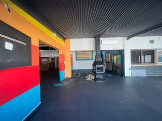 DURBANVILLE VILLAGE SQUARE | RESTAURANT SPACE TO RENT | DURBANVILLE | 589m²