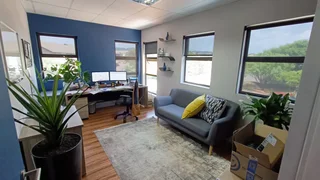 494 SQUARE METER OFFICE SPACE FOR SALE IN SILVER LAKES- PRETORIA