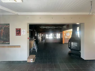 DURBANVILLE VILLAGE SQUARE | RESTAURANT SPACE TO RENT | DURBANVILLE | 589m²