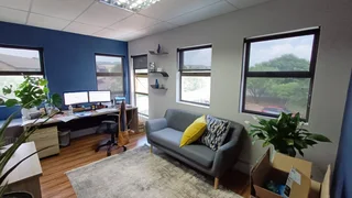 494 SQUARE METER OFFICE SPACE FOR SALE IN SILVER LAKES- PRETORIA