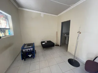 175 Leeuwpoort Street | Commercial Space for Sale in Boksburg South