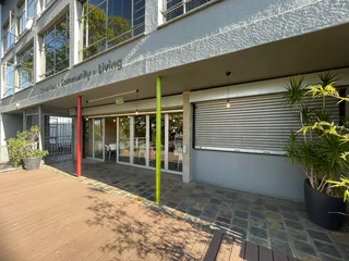 The Real Mackay | Restaurant to Let in Randburg