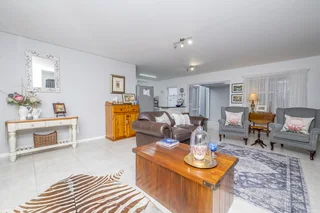 Charming 3-Bedroom Home in Honeydew Country Estate