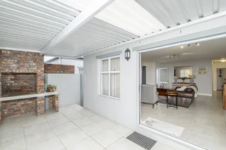 Charming 3-Bedroom Home in Honeydew Country Estate