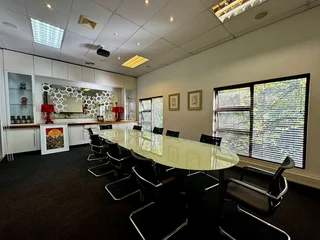 Prime Office Space to Let in Lonehill East