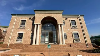 Oxford Office Park| Bauhinia Street| Highveld