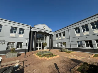 23 Fricker Road | Prime Office Space to Let in Illovo, Sandton