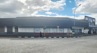 Jan Van Riebeeck Street | Retail Space To Rent | Paarl | 480m²