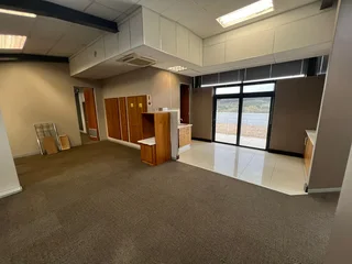 WILLIE VAN SCHOOR DRIVE | OFFICE SPACE TO RENT | CHAMBERS 5, TYGER VALLEY | 203M²