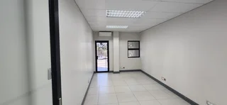 80 Thomas Road | Immaculate Office Space to Let in Bredell, Kempton Park