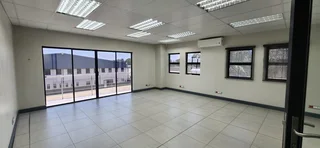 80 Thomas Road | Immaculate Office Space to Let in Bredell, Kempton Park