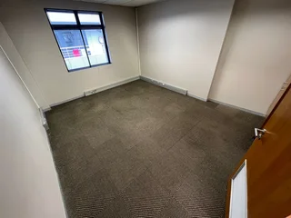 WILLIE VAN SCHOOR DRIVE | OFFICE SPACE TO RENT IN TYGER VALLEY | CHAMBERS BUILDING 5 | 311SQM