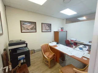 169 SQUARE METER OFFICE FOR SALE | SILVER LAKES | PRETORIA