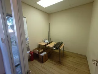 169 SQUARE METER OFFICE FOR SALE | SILVER LAKES | PRETORIA