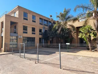11 Pioneer Road | Prime Office Space to Let in Benoni