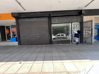 Cnr Amelie &amp; De Korte Street | Prime Retail Space to Let in Braamfontein