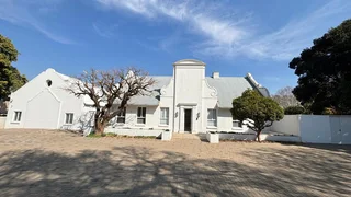 1 Hamlin Street | Prime Office Space for Sale in Highlands North