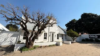 1 Hamlin Street | Prime Office Space for Sale in Highlands North