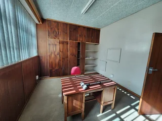 LOUWS AVENUE | OFFICE TO RENT | PAARL | 140m²
