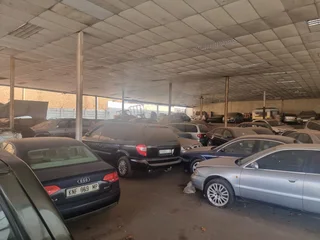 91-94 Ampthill Avenue and 89 Princess Avenue | Car Dealership to Let in Benoni