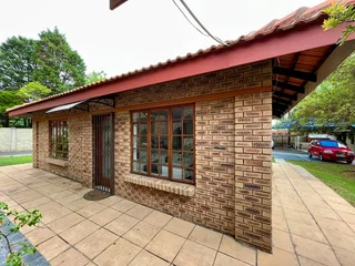 Business Zoned Free Standing House for Sale in Fourways