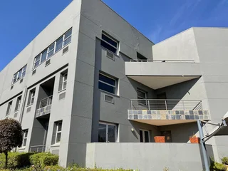 Howick Close, Waterfall Office Park | Prime Office Space to Let in Vorna Valley, Midrand