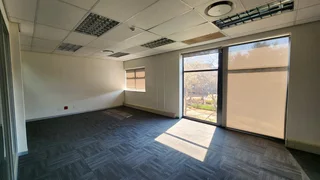 LAKEFIELD OFFICE PARK | WEST AVENUE | DIE HOEWES | CENTURION CENTRAL | CENTURION