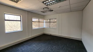 LAKEFIELD OFFICE PARK | WEST AVENUE | DIE HOEWES | CENTURION CENTRAL | CENTURION