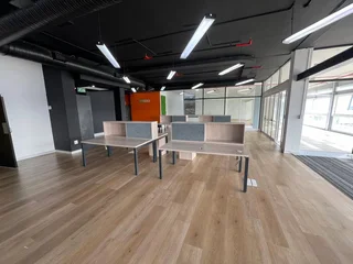 BLAAUWBERG ROAD | OFFICE SPACE TO RENT | HORIZON BAY , TABLE VIEW | 186m²